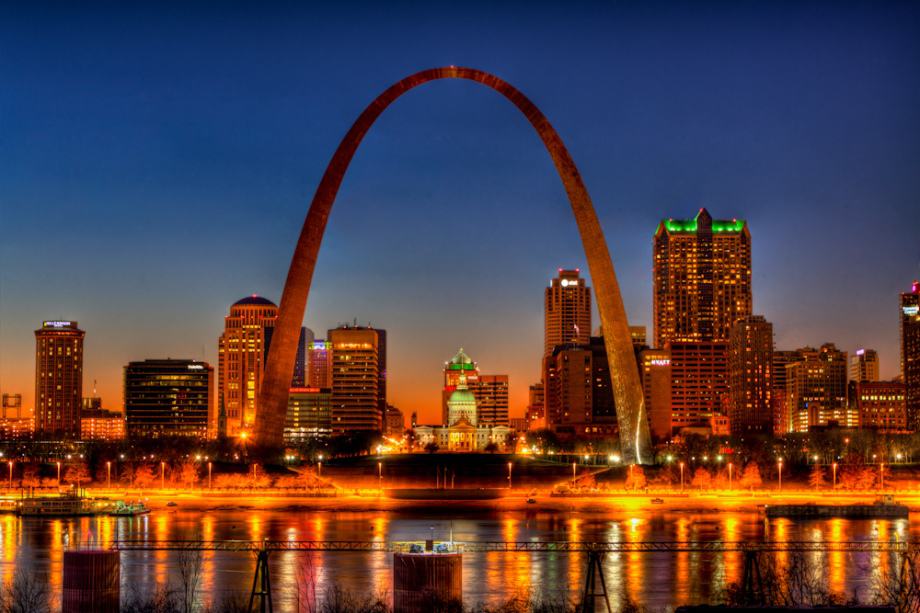 The Saint Louis Arch: a travel experience